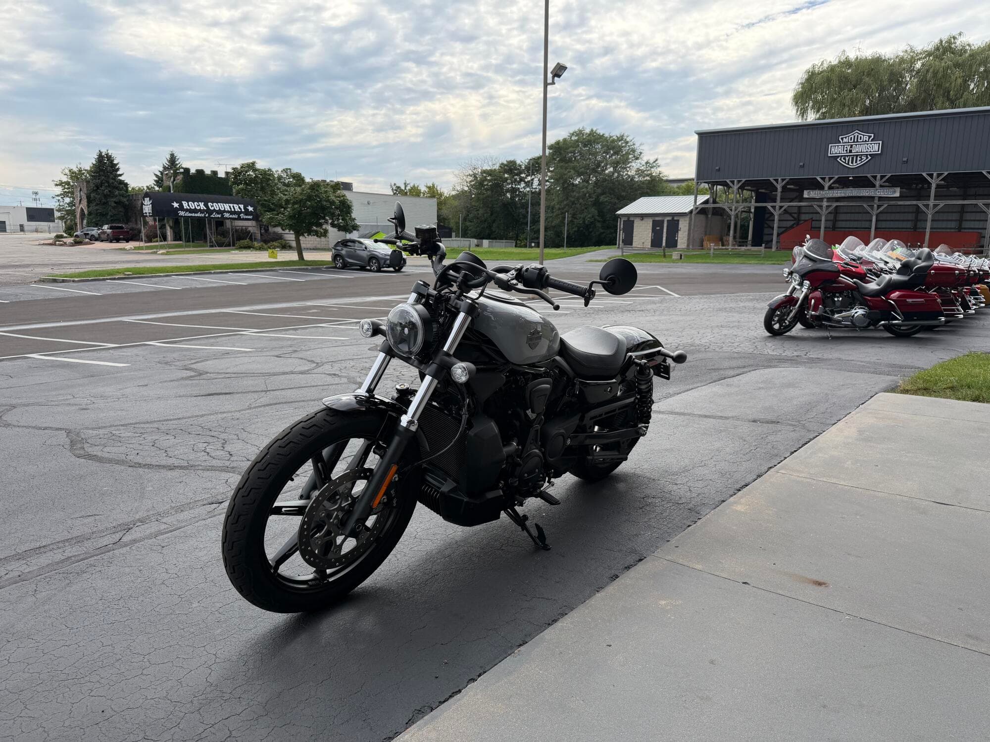 2025 Harley-Davidson Nightster