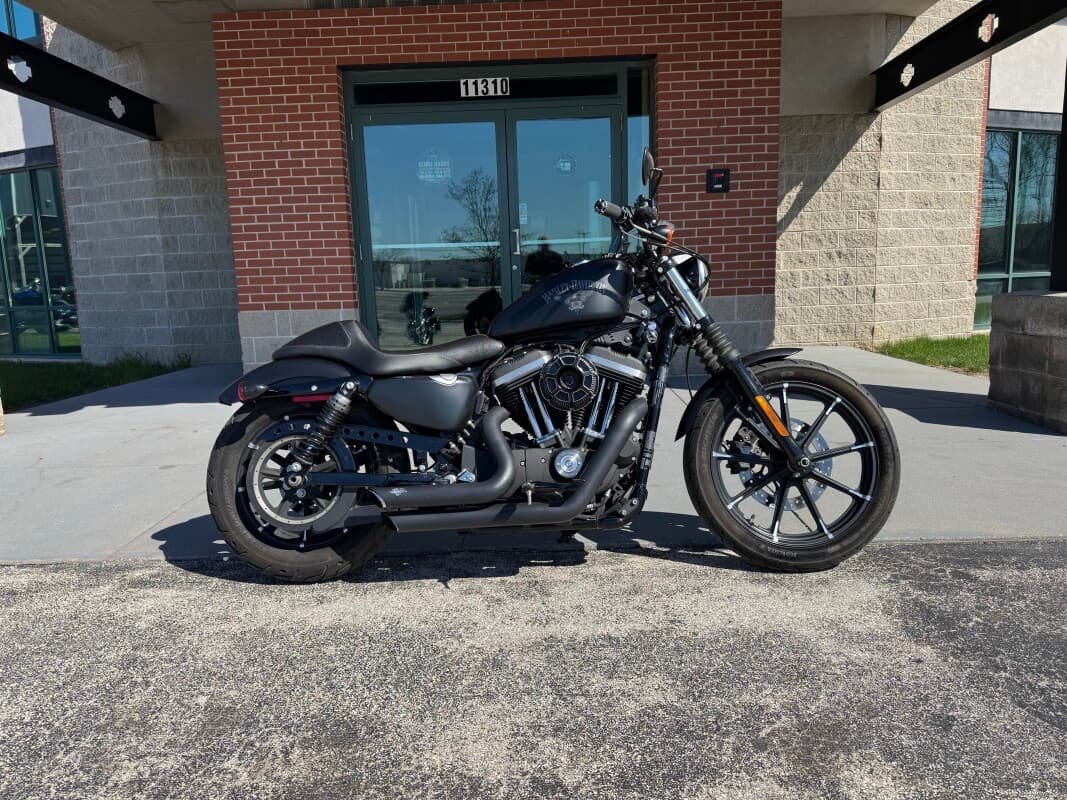 2016 Harley-Davidson Iron 883