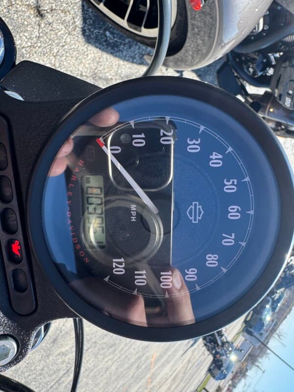 2016 Harley-Davidson Iron 883