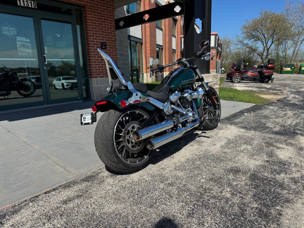 2024 Harley-Davidson Breakout 117
