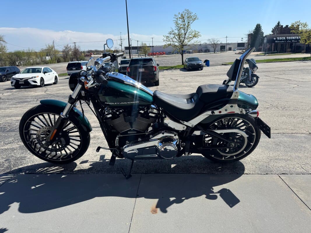 2024 Harley-Davidson Breakout 117