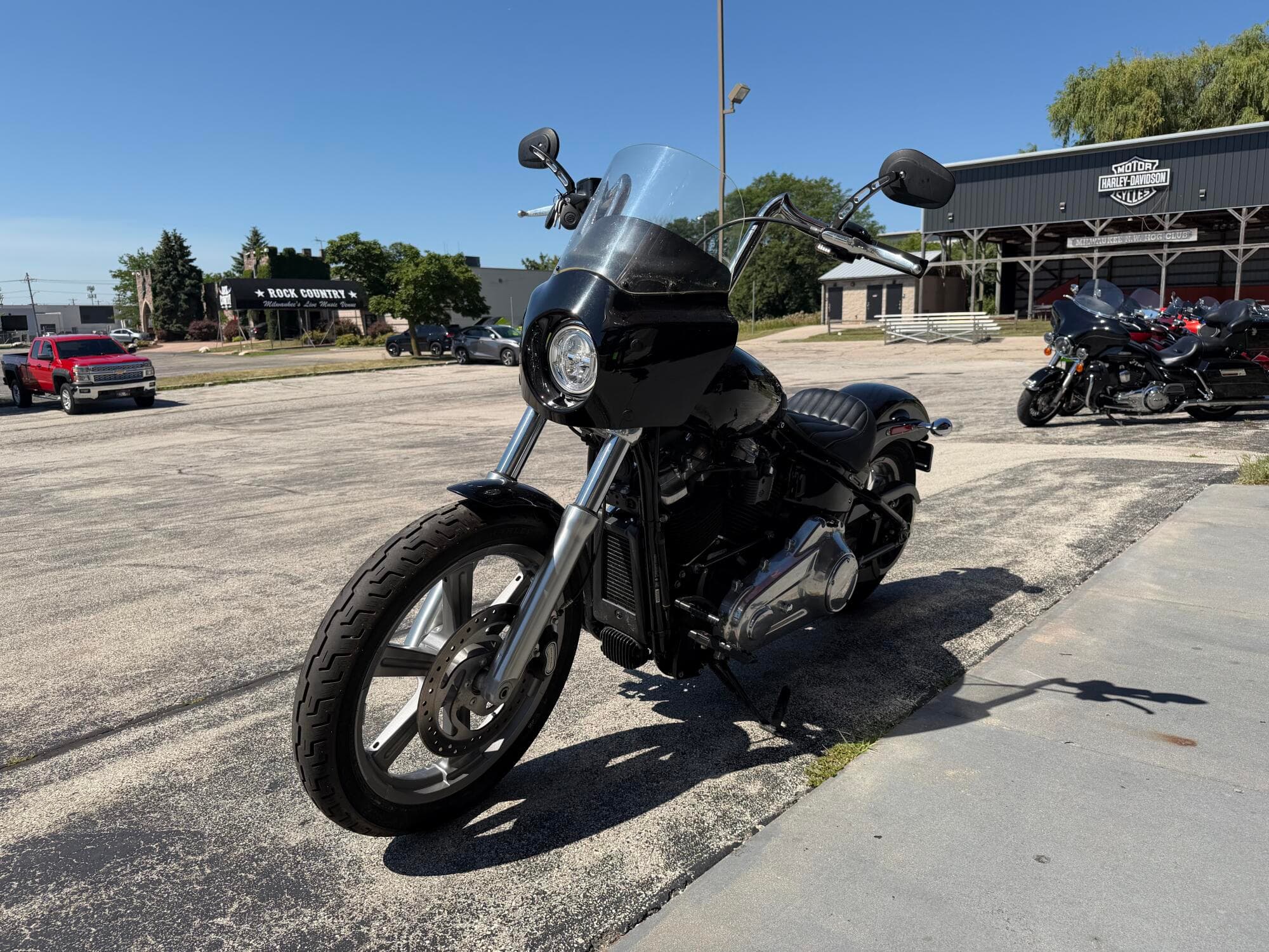 2022 Harley-Davidson Softail Standard