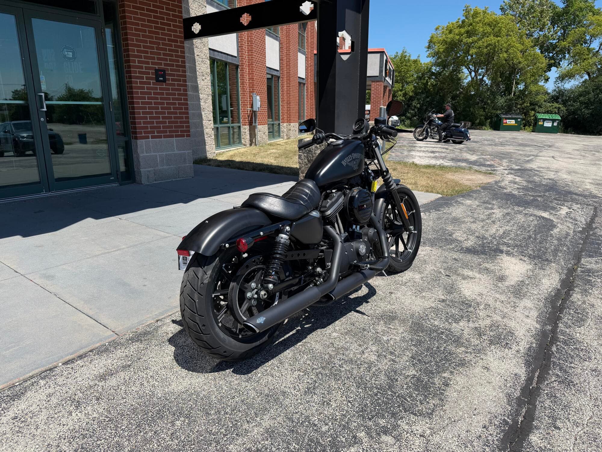 2016 Harley-Davidson Iron 883