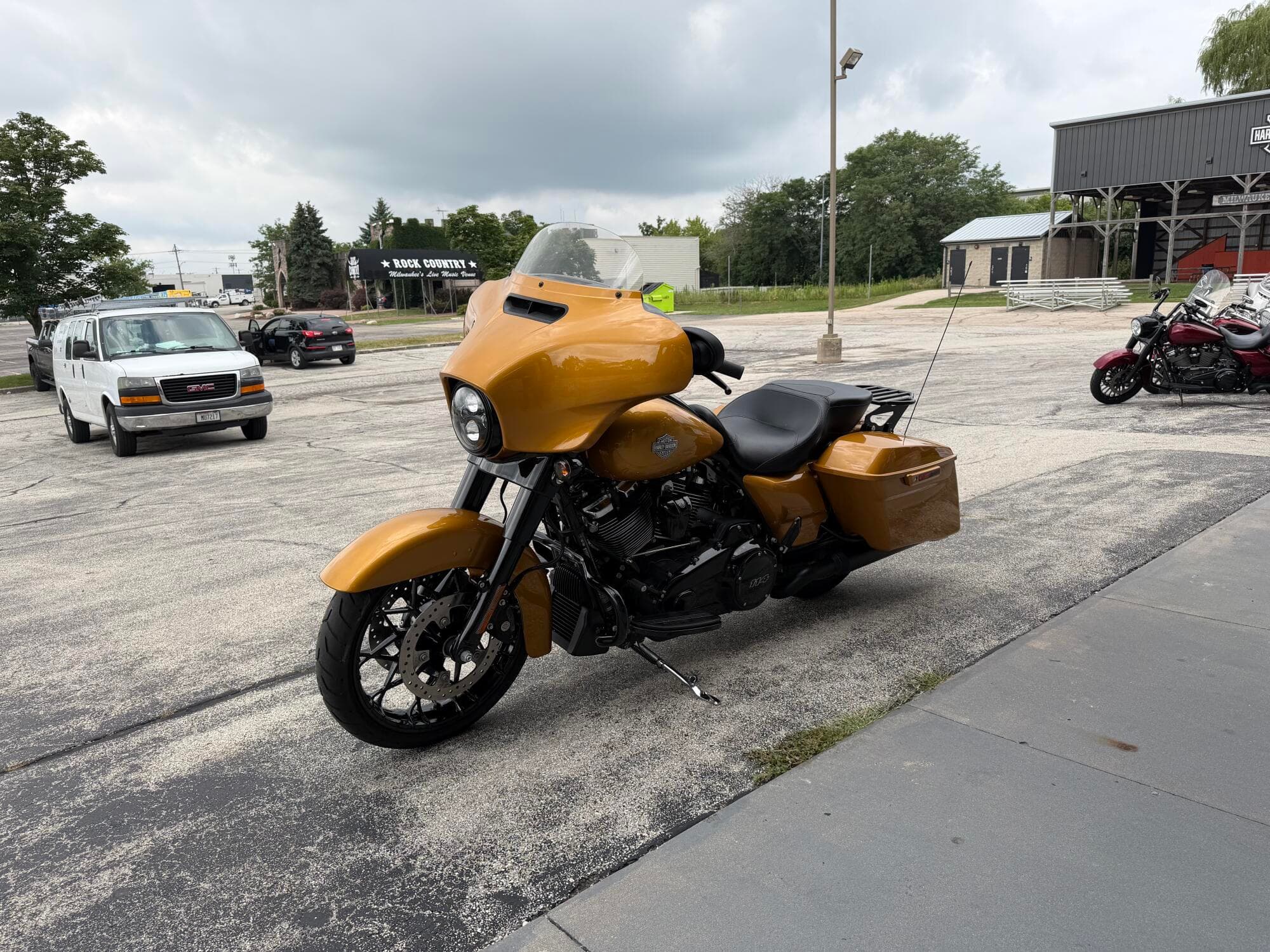 2023 Harley-Davidson Street Glide Special