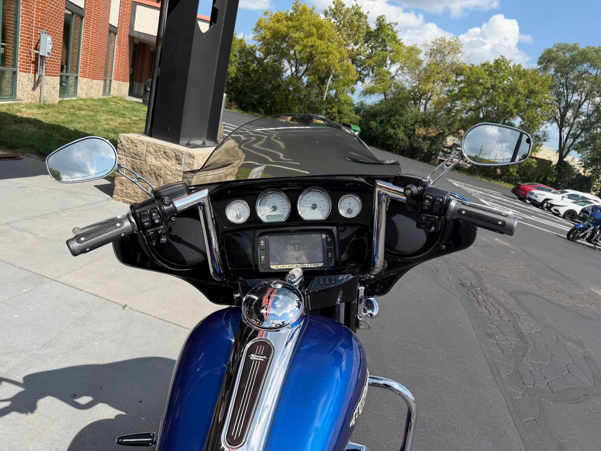 2017 Harley-Davidson Street Glide Special