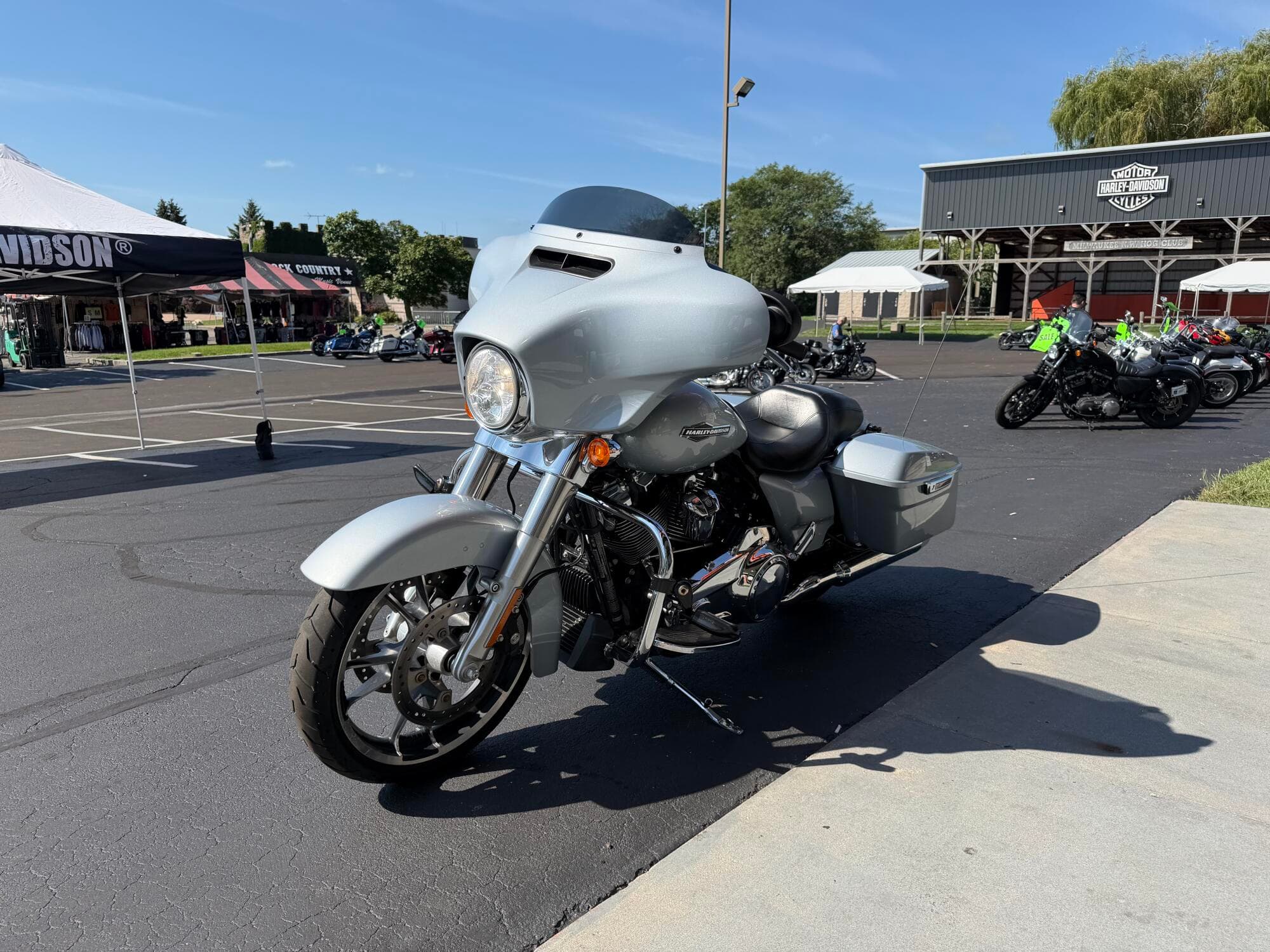 2023 Harley-Davidson Street Glide